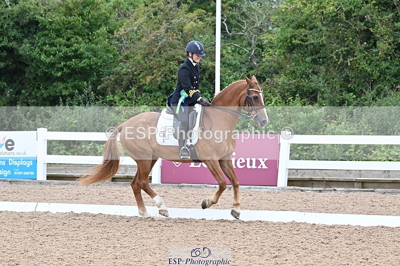 240815A-131726-01341 - Cls 2-P Adv Medium Silver