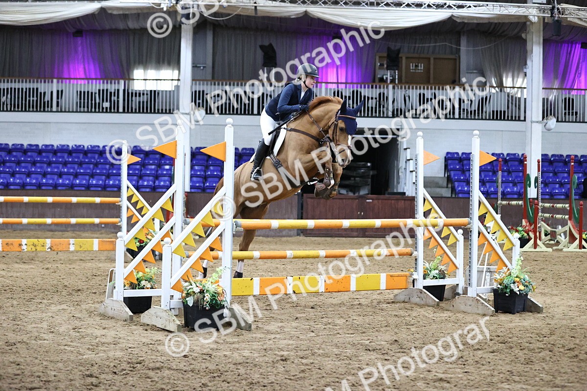 SBM_001941 - Class 4 - Senior Newcomers - 1.10m Open
