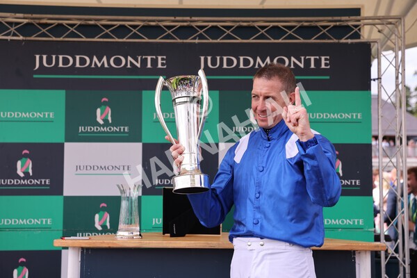 yr17082022r4-240 - Race 4 3.35pm Juddmonte International Stakes (British Champions Series Race)