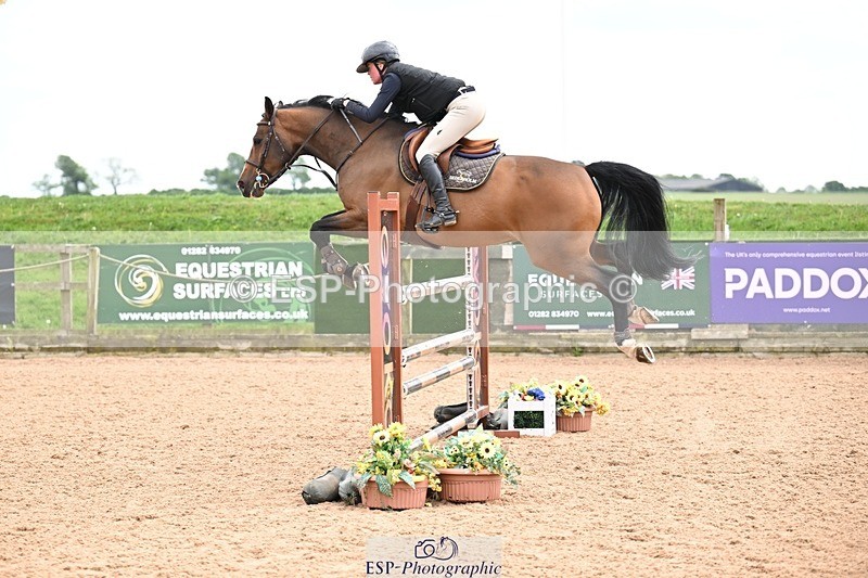 260510-150908-07490 - Cls 41 Snr Foxhunter