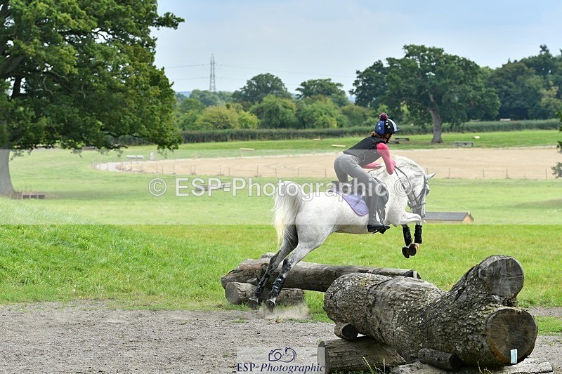 230817-132251-00970 - Theo's 1st Group - XC