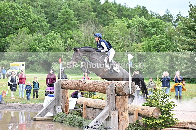 250525A-144239-16555 - D-456-Yasmin.Ingham-GYPSIE.DU.LOIR