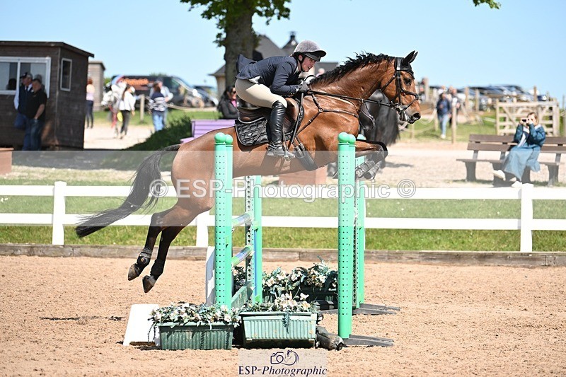 250510-144332-11806 - Cls 23 1.05m Amateur Quali