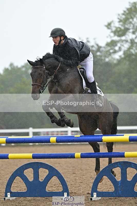 240925A-141654-01100 - Cls 5 Foxhunter and 1.20m Open