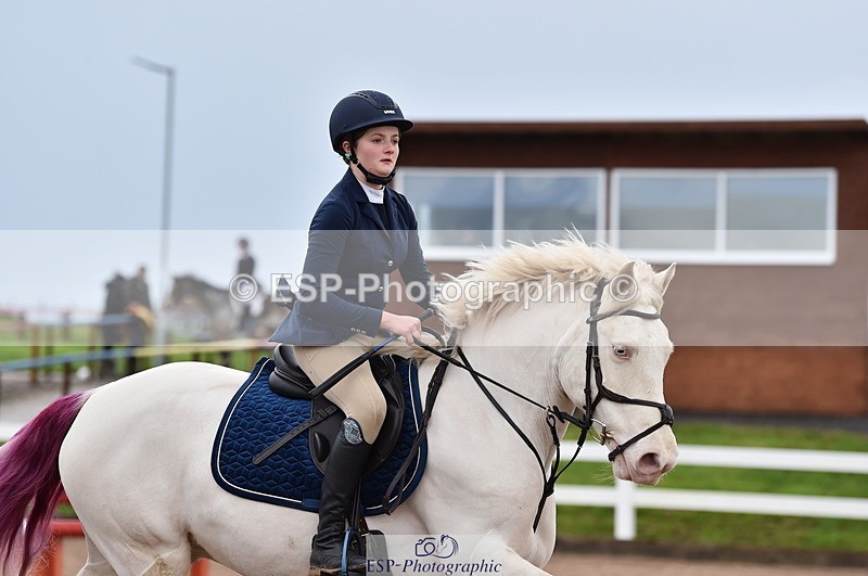 231203A-105036-00599 - Cls 3 Discovery & 90cm Open