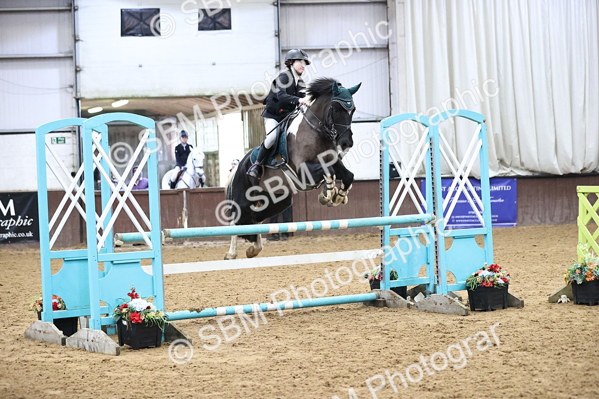 SBM_010410 - Class 12 - Blue Chip Pony Newcomers 1m Open both to Inc The Pony Restricted Rider Qualifier