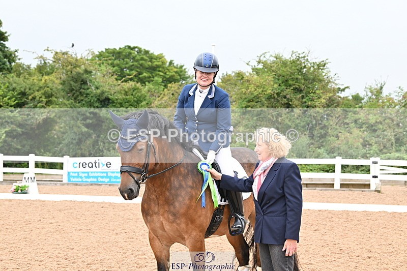 240815A-130425-01080 - Cls 7-P Freestyle Medium Bronze