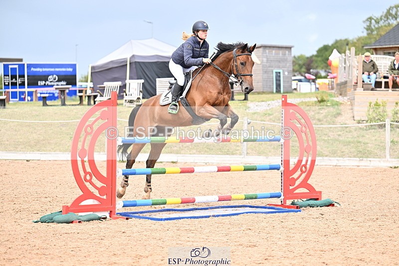 250827B-142106-00712 - Cls 6 Snr Fox 1.20m & Cls 7 1.30m