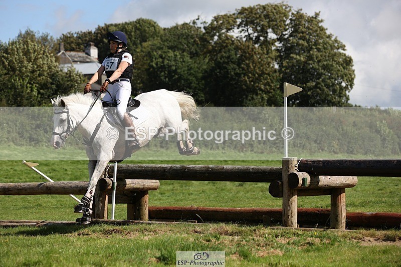 230820X-111341-1981 - BE90 XC 09.40 to Rider 151 at 11.44