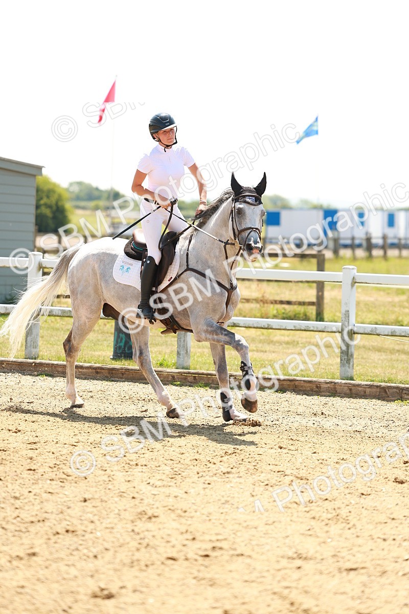 SBM_001614 - Class 4 - Senior Newcomers - 1.10m