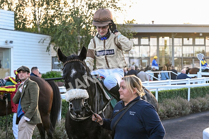 300926-Race 8-Jojo Rabbit-7286 - Race 8 5.55pm Racing Again 17th October Amateur Jockeys' Handicap