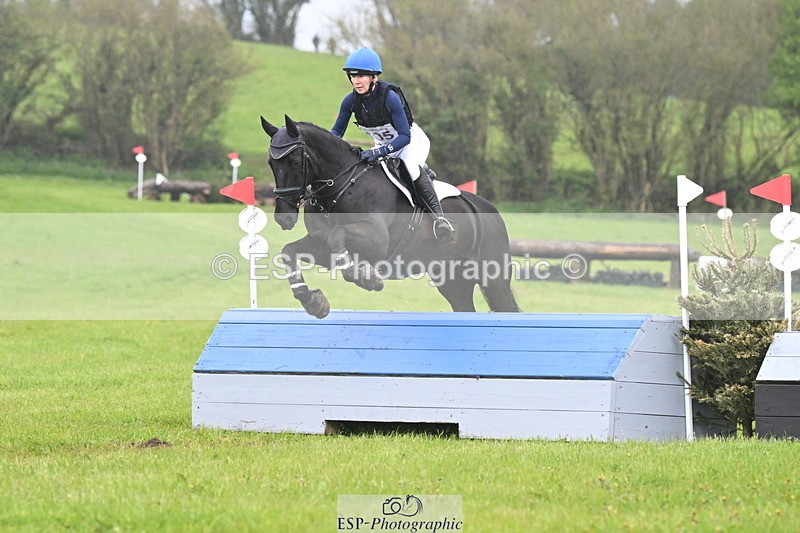 250419-112710-09237 - 405-Laura.Pritchard-SILKY