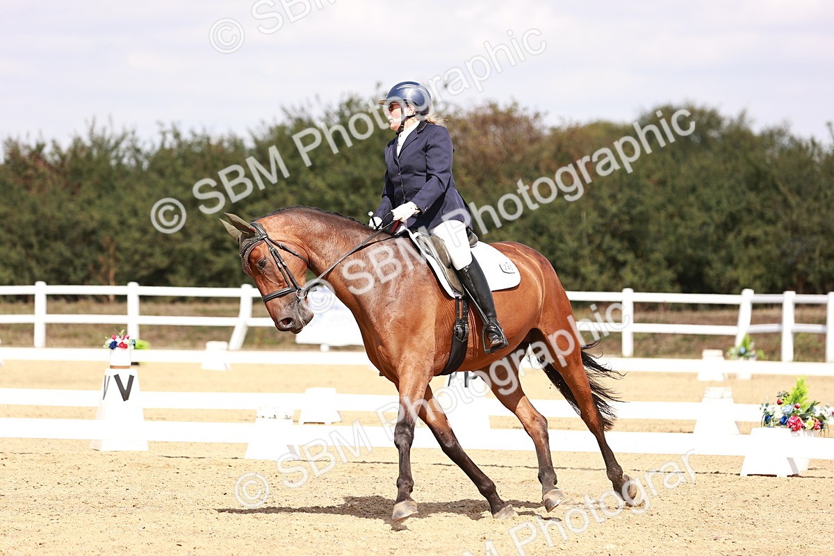 SBM_018512 - Class 17 - Novice 6