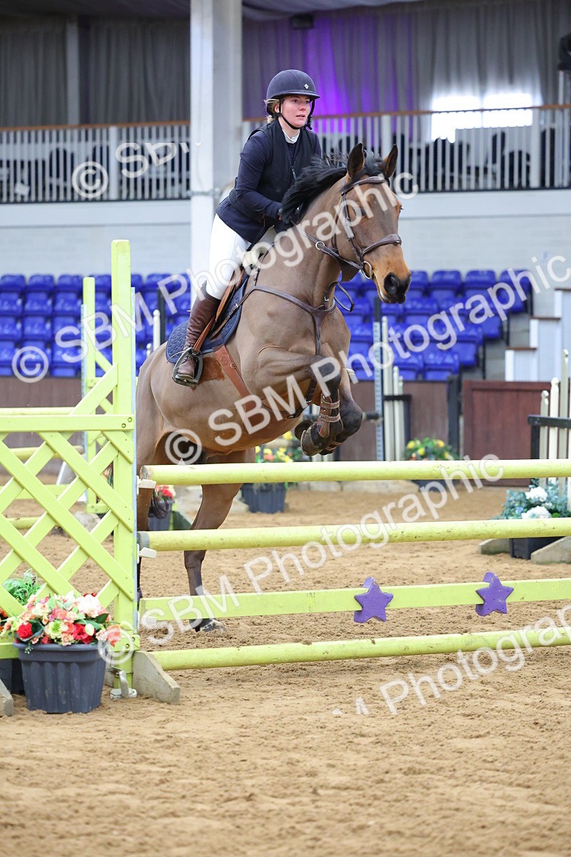 SBM_009890 - Class 21 - Nupafeed Supplements Senior Discovery/ 1m Open - First Round (1.00m)