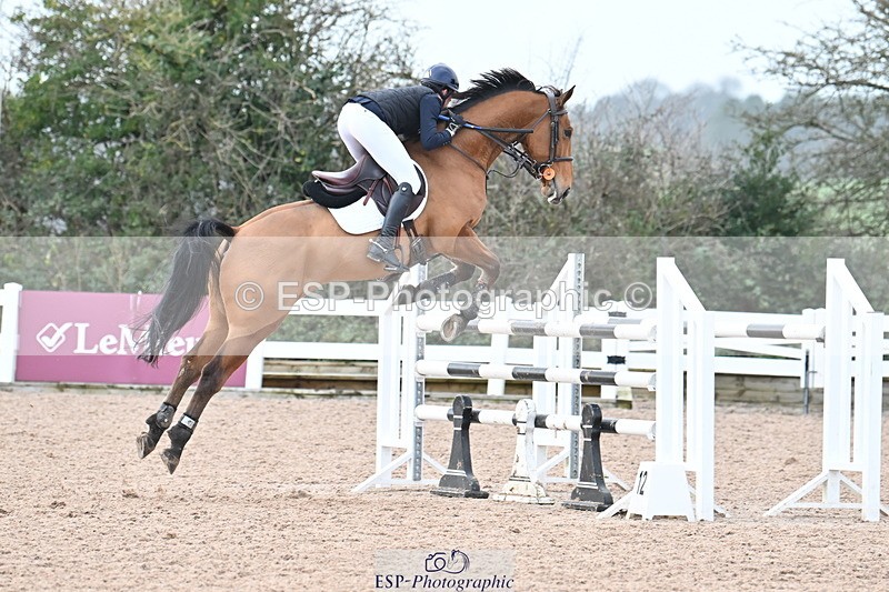 231208A-132618-00898 - Cls 6 Foxhunter & 1.20m Open