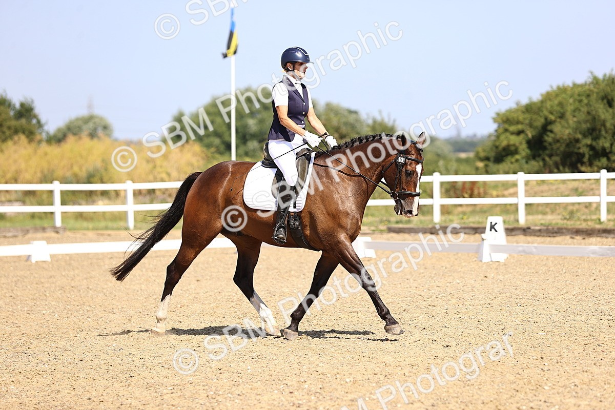 SBM_009382 - Novice 5 - 9.50-10.53