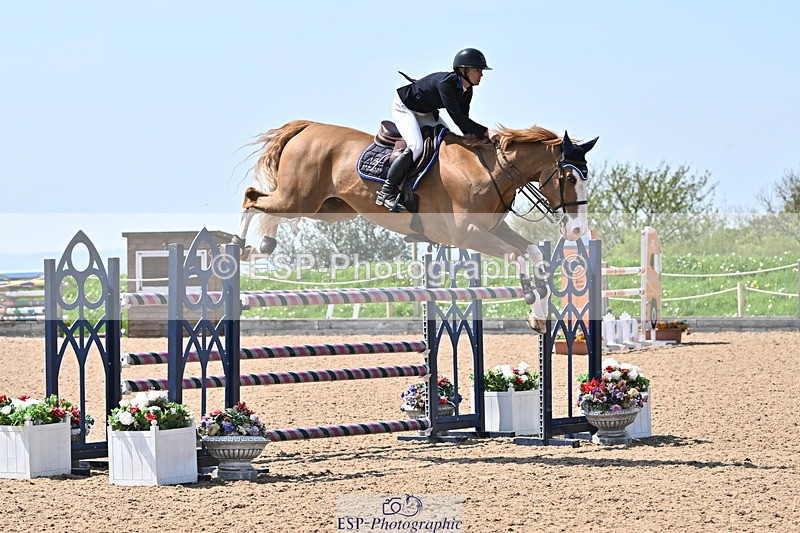 240509A-130806-01971 - Cls 10 National 1.30m Open