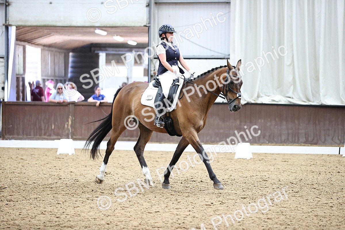 SBM_002009 - Novice 4 - 11.15-13.22