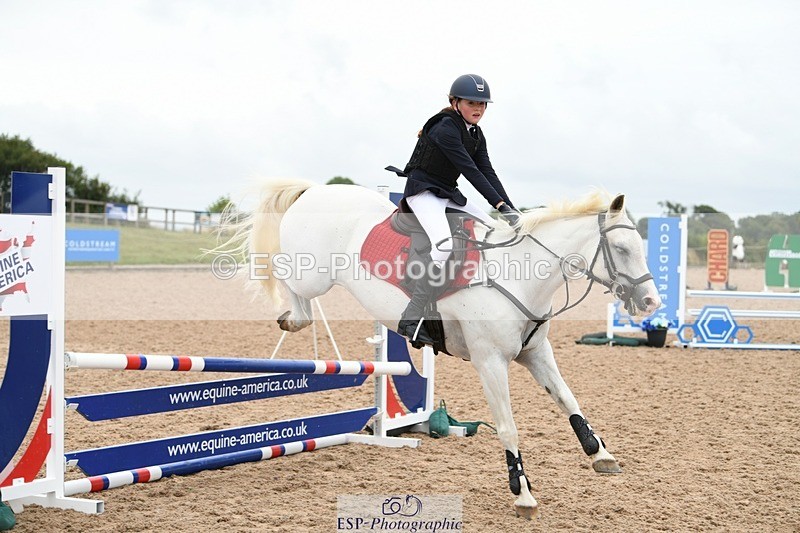 250807-104750-00348 - 80cm Round 1