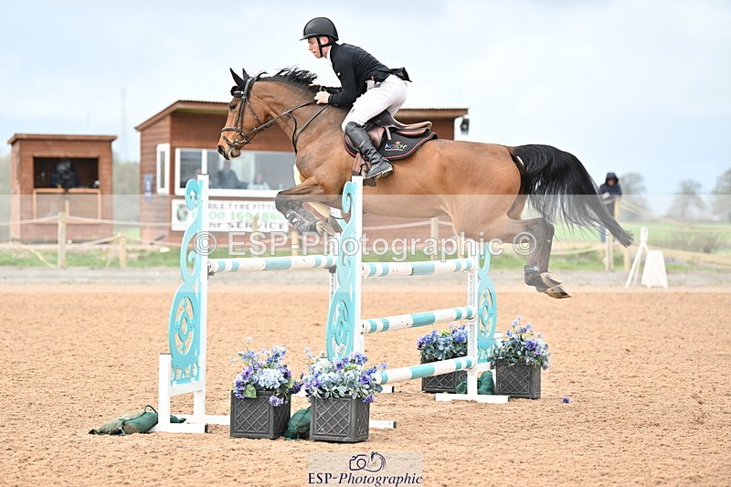 240315A-123231-00957 - Cls 3 Snr Foxhunter