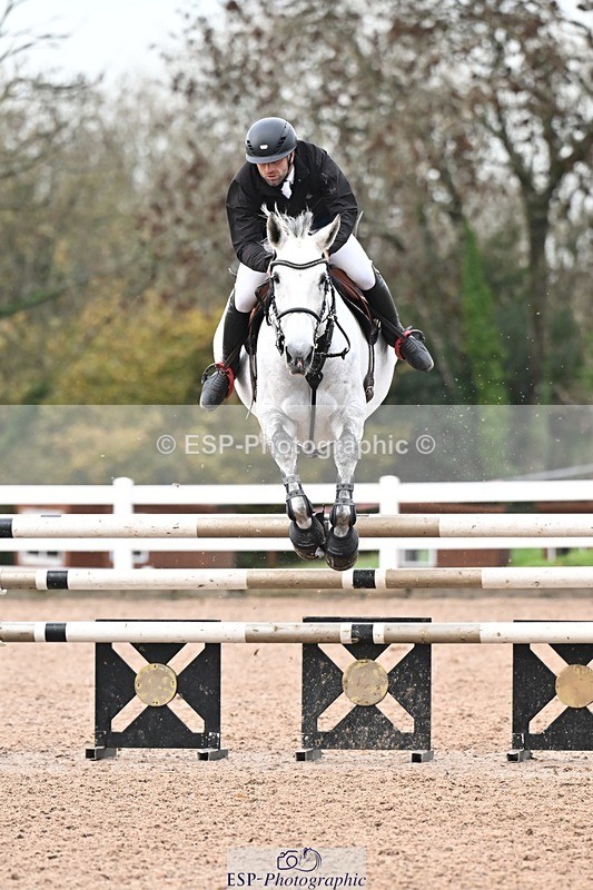 251105-143156-00903 - Cls 06 Fox & 1.20m