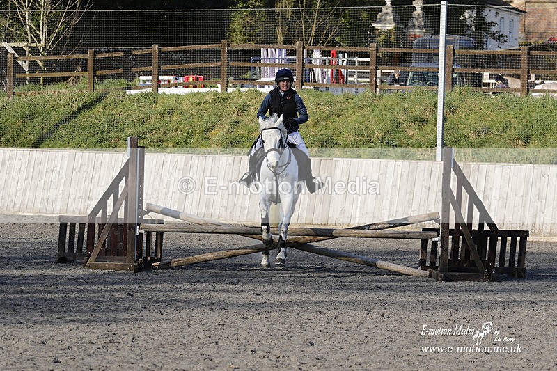 _EST0069 - Bourne Valley Riding Club Winter Showjumping 27/03/22