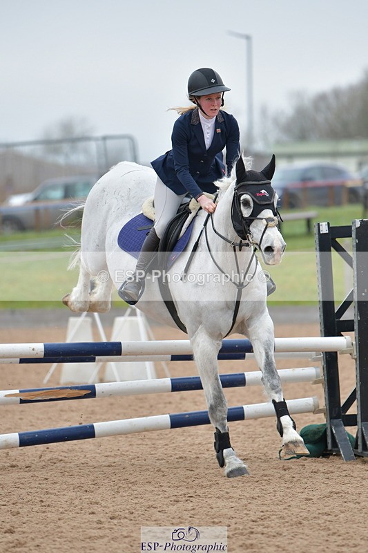 240128A-122619-00917 - Cls 16+17 Club and Schools 80cm