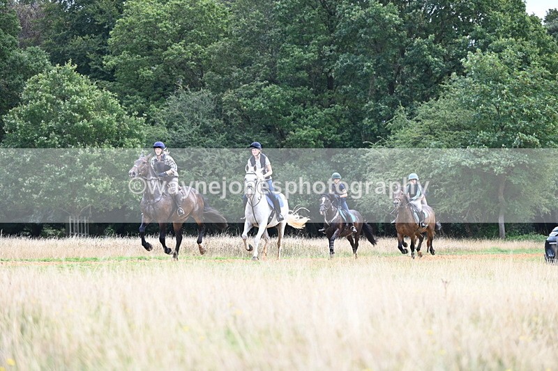 DSC_6400 - Time at Statue 12:17 to 12:44