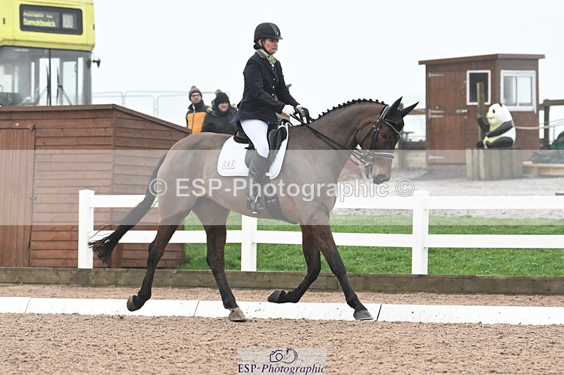 240217A-145104-03725 - 252-Kathryn.Little-Quietly.Does.It