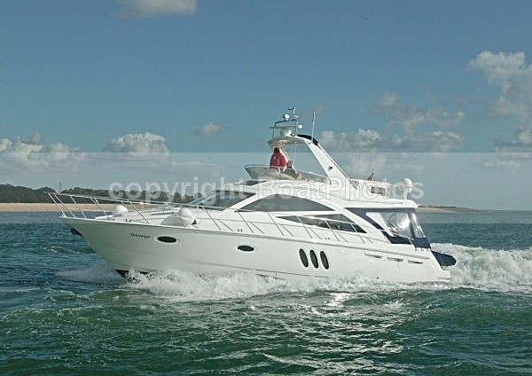 081009 TUTUTANGO 8CDX9784 - Flybridge Cruisers
