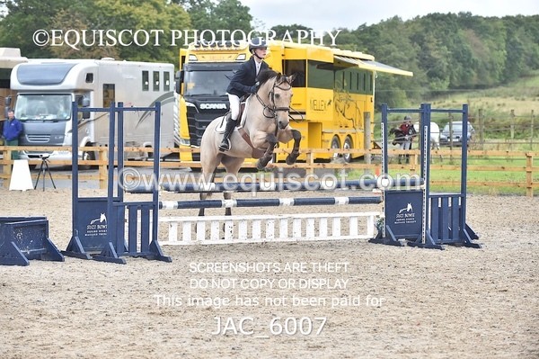 JAC_6007 - CLASS 5 SAT Pony Discovery / 90cm Open