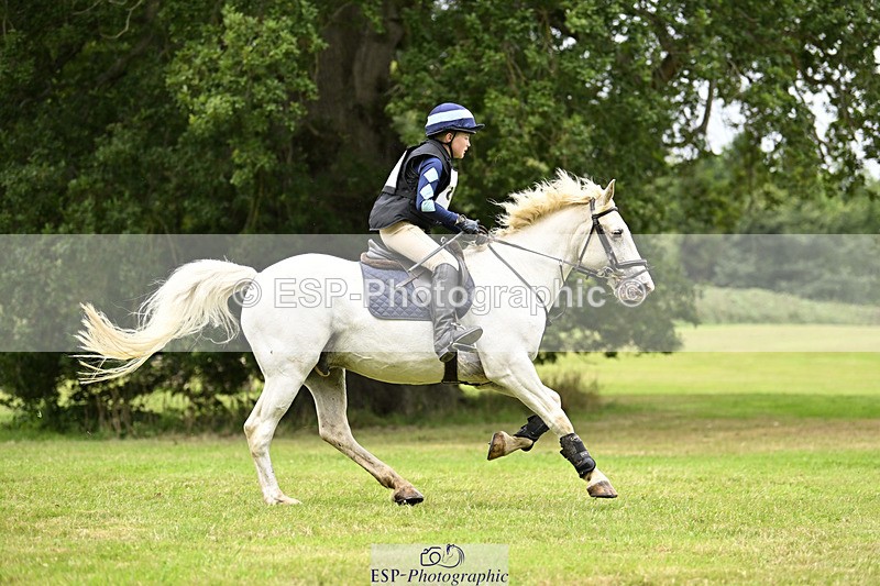 240825X-163742-37574 - 80cm XC 16.30 to 17.30