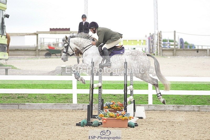 230810A-134650-02514 - Cls 4 1.05m Amateur Quali