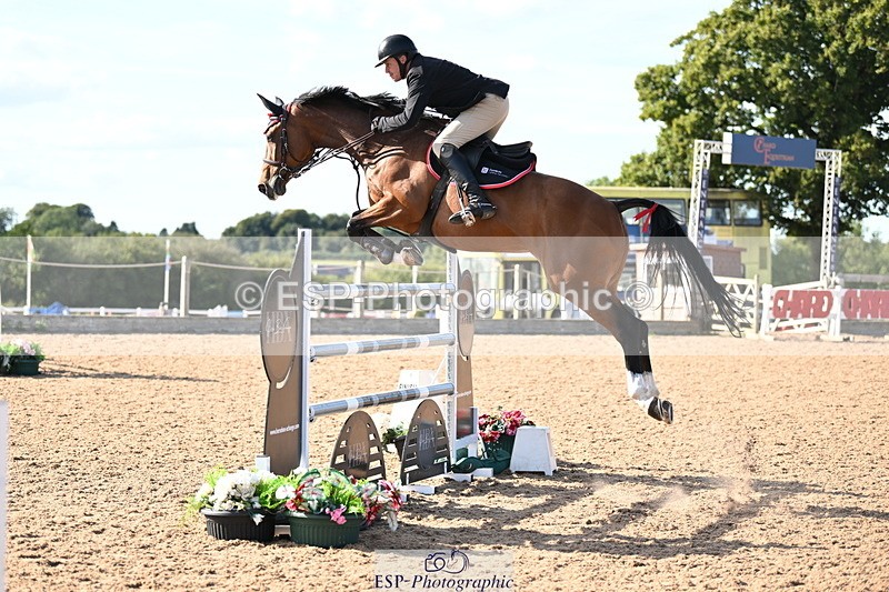 240913A-161116-05179 - Cls 18 National 1.40m Open