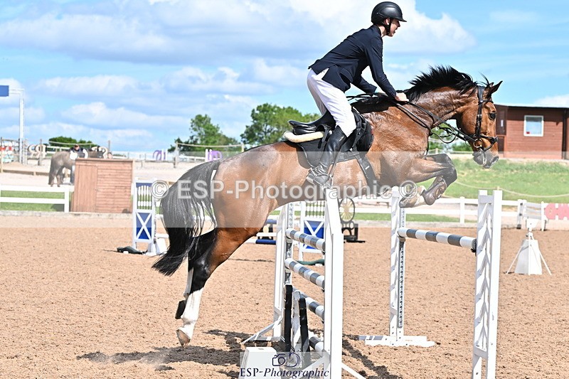 240619A-160207-01102 - Cls 5 Snr Foxhunter and 1.20m Open