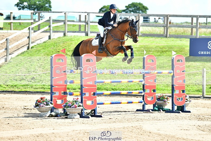 230720A-110846-02080 - Cls 5, 2 Star Medium 1.35m