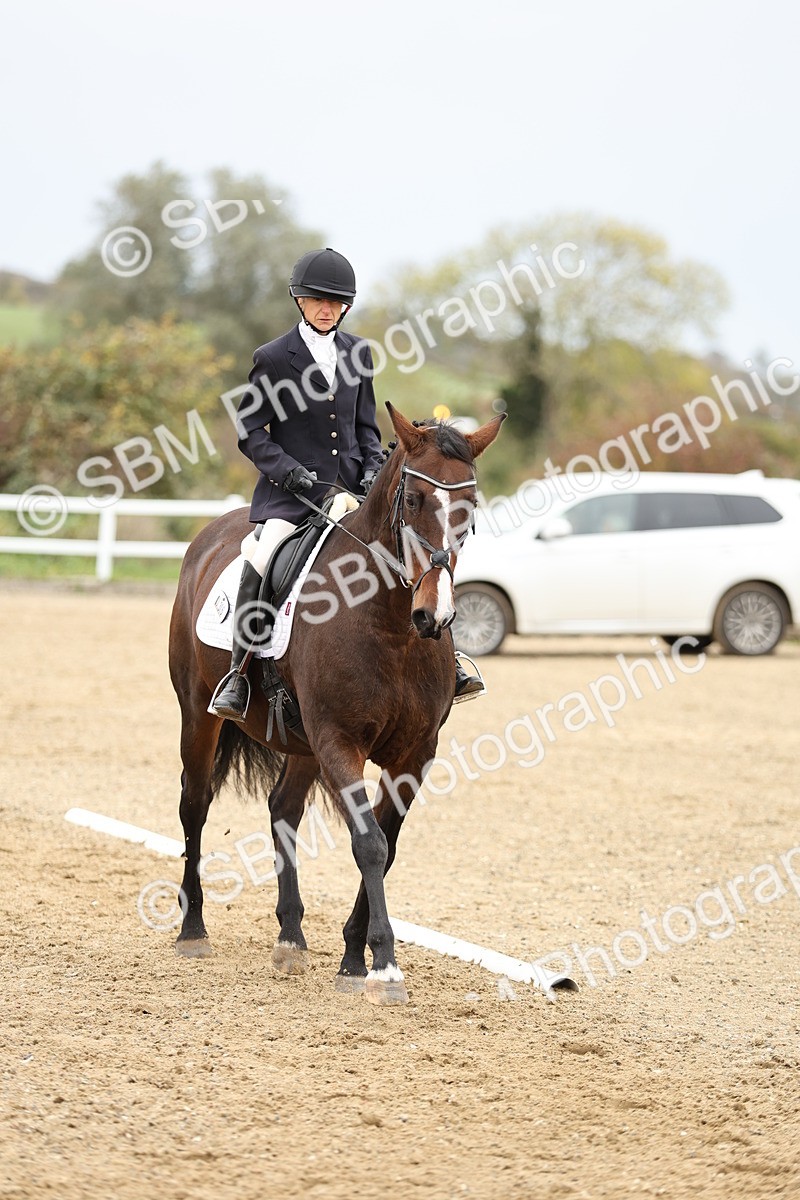 SBM_002998 - Class 8 - Novice 1