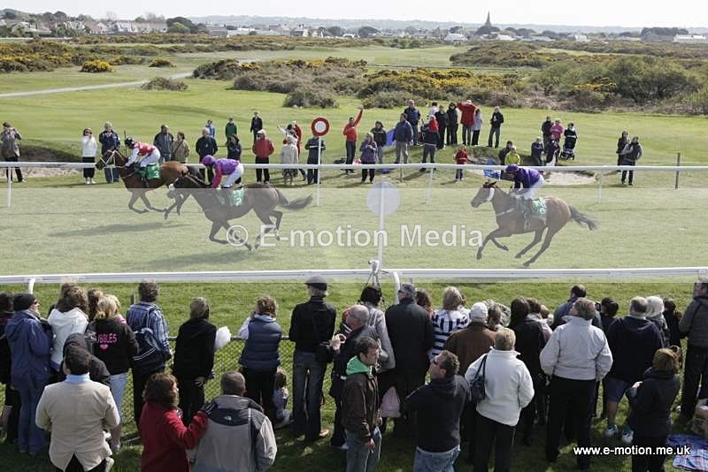 Race 2 15 - Gsy Race Finish Line 03/05/10