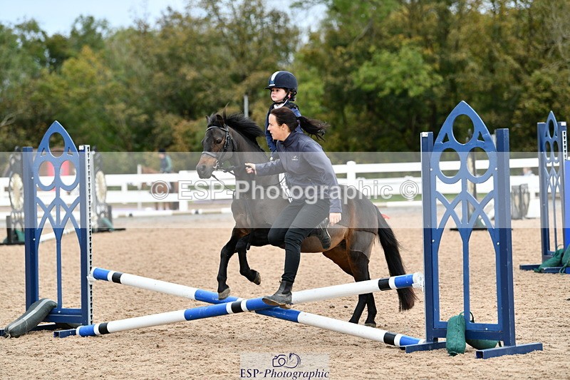 241013B-102610-00371 - Cls 2c 40cm Lead Rein