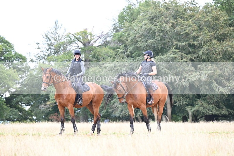 DSC_6628 - Time at Statue 12:45 to 13:15