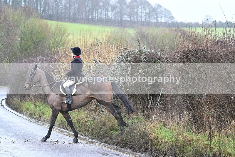 WJ7_7055 - Crossing A Camera