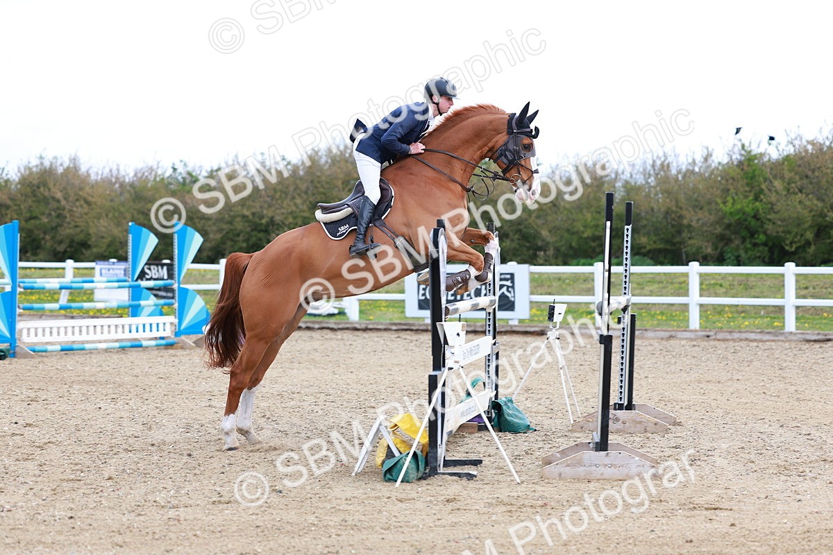 SBM_002632 - Class 11 - Senior Foxhunter - 1.20m