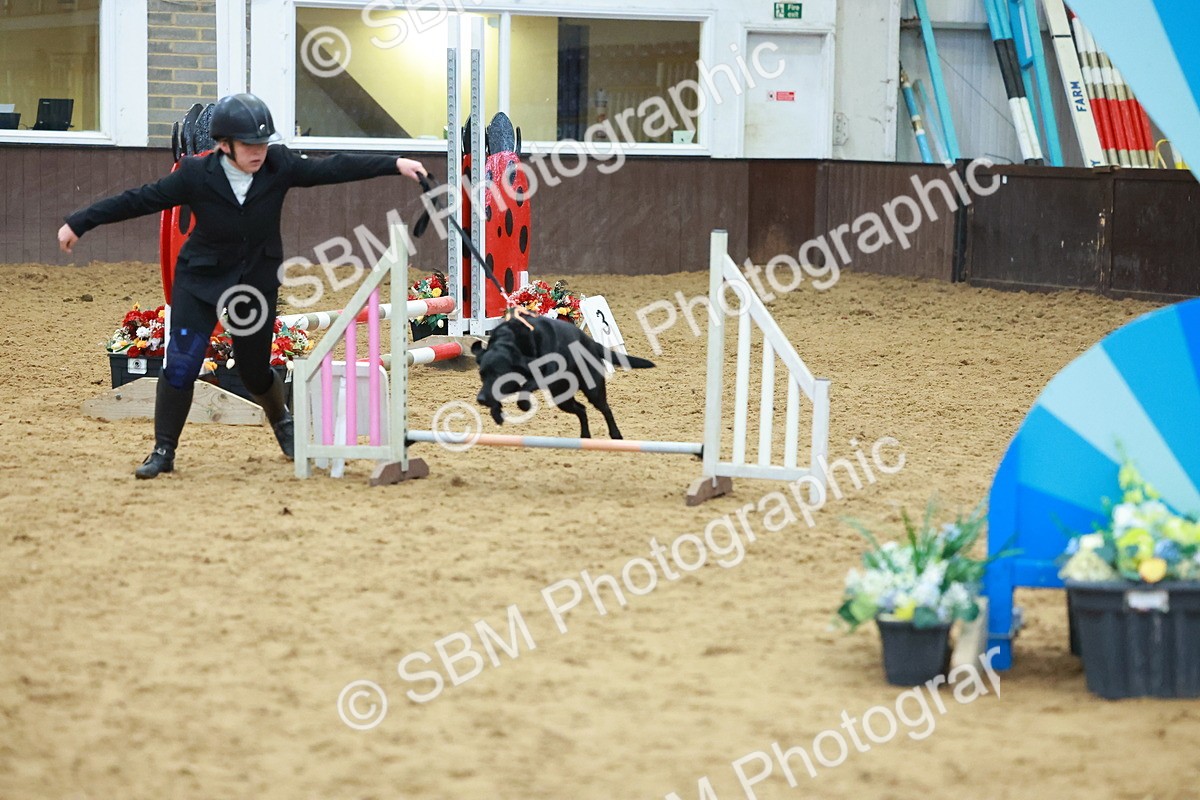 SBM_002443 - Class 3 - Horse & Hound (60cm)