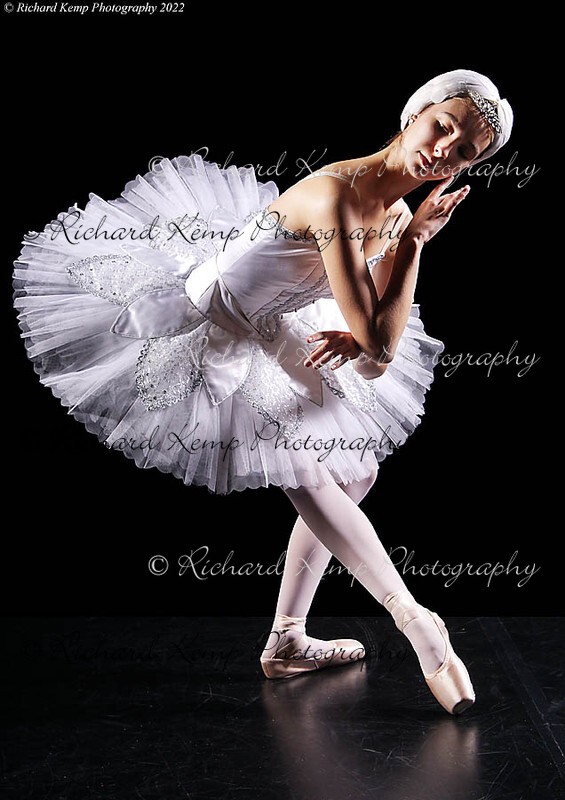 010522-4752w - Performance