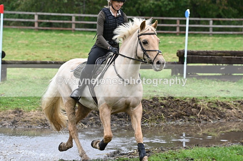 WJ6_7271 - Time at Photographer 13:23 to 13:49