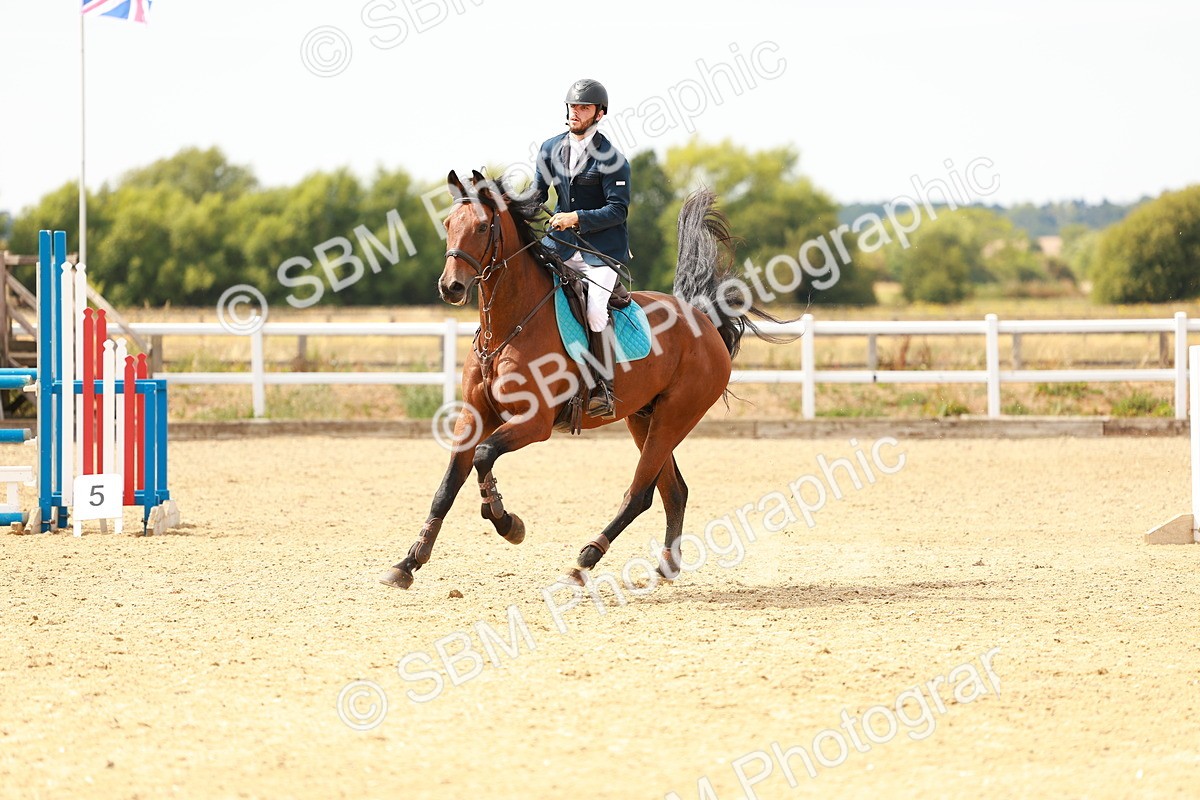 SBM_003764 - Class 14 - Senior Newcomers 1.10m