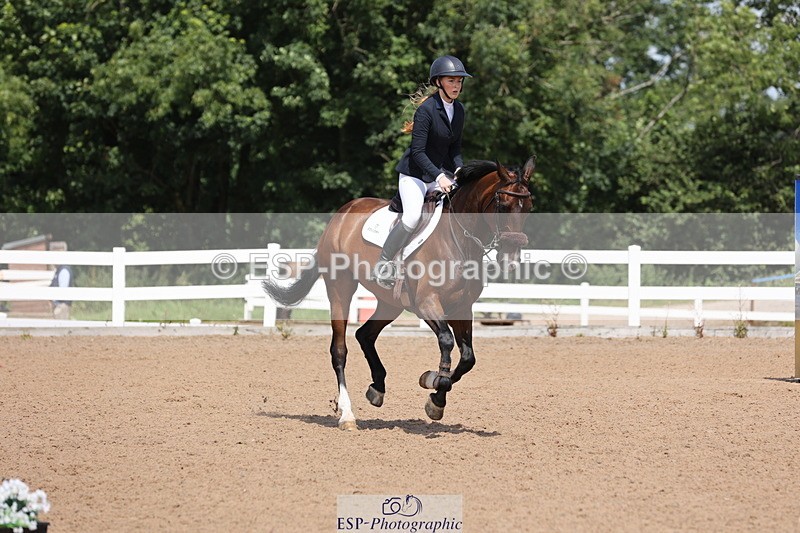 240718A-130819-05421 - Cls 9, 1 Star Bronze Tour 1.10m