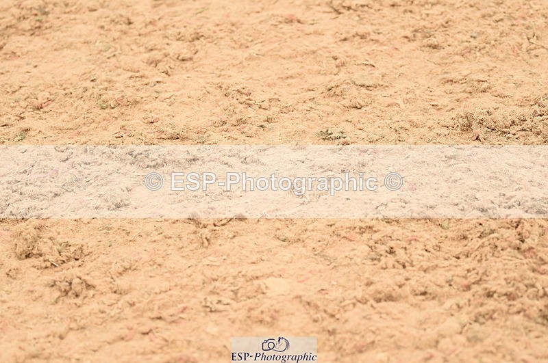 230610A-123626-03220 - Cls 23B 1.05m Amateur Qualifier