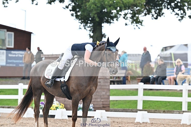 250907-135229-08616 - 006-Verity.PerryVogue