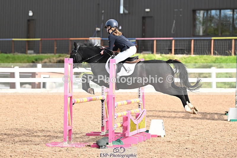 241026A-114950-00799 - SAT Cls 8 Pony Discovery and 90cm Open